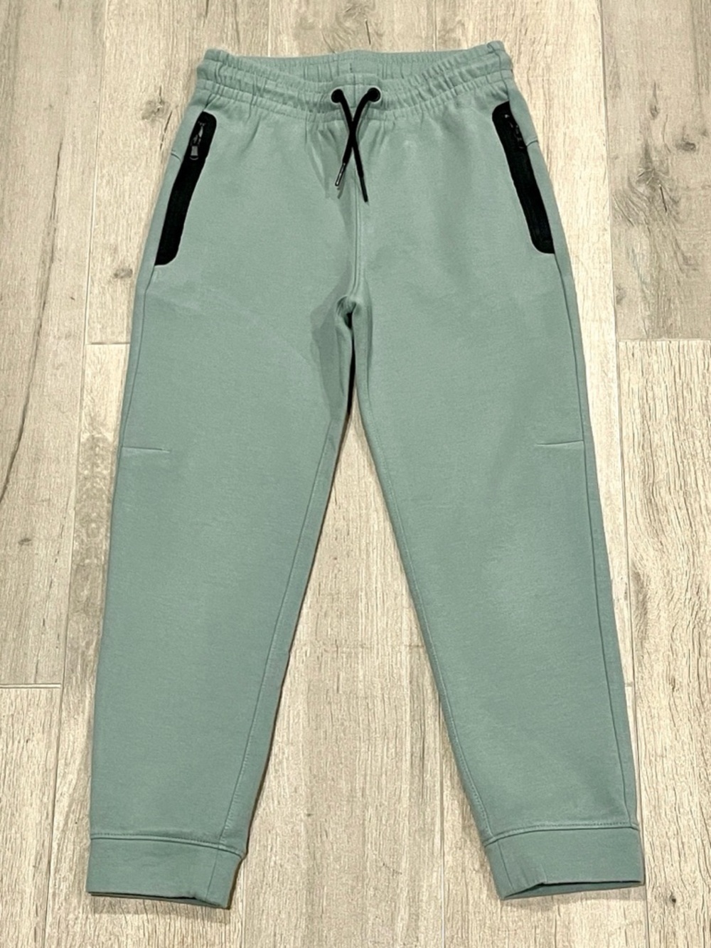 Old Navy Active Kids Boys Sage Green Joggers Size M